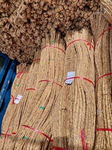 Vente en gros de tresse de jacinthe d'eau de 10 à 12 mm de jacinthe d'eau tressée brute durable, corde de jacinthe d'eau tressée en cordon naturel - Product Image 4