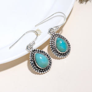 Boucles d'oreilles pendantes en argent sterling 925 avec pierre précieuse Larimar de forme poire sertie en bélière, bijoux faits à la main pour femme - Product Image 4