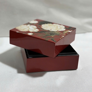 Luxury Vintage Magnetic Bracelet Jewelry Box Wood Custom Logo Wooden Jewelry Storage Box - Product Image 2