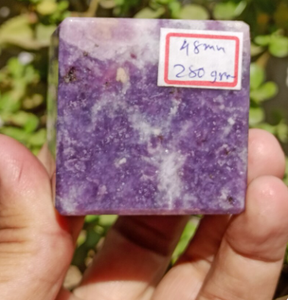 Lepidolite ลูกบาศก์พลอยหินธรรมชาติ,ก้อนส่งออกแบบอินเดียร่วงลงที่ผลิตภัณฑ์เสริมฮวงจุ้ยจากคริสตัลอัล AQSA - Product Image 2