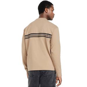 T-shirt beige à manches longues pour hommes avec motif à rayures sur la poitrine Col rond élégant Coton doux Tenue décontractée Confortable Automne Haut tendance - Product Image 4