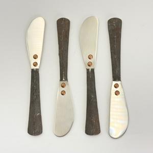 Stainless Steel Butter <b>Knife</b> <b>Set</b> <b>Of</b> 4-Pieces Iron Casted Handle Excellent Quality Cake <b>Cheese</b> Butter <b>Knife</b> Top Sale - Product Image 3