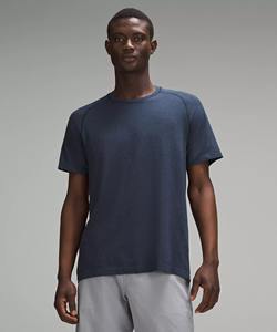 Ropa de entrenamiento personalizada para hombre, camiseta de poliéster para correr, camiseta de gimnasio de compresión atlética para sudor de secado rápido, Camiseta deportiva para entrenamiento para hombre - Product Image 1