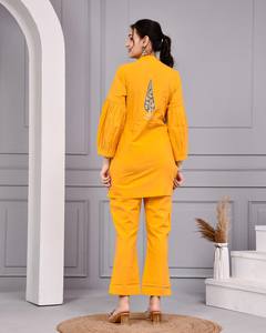 Ensemble coordonné en coton jaune moutarde imprimé en blocs Sunshine pour femmes, décontracté et quotidien, au meilleur prix - Product Image 5