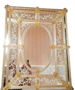 Miroir mural en verre de style vénitien Murano exquis avec des détails floraux dorés - Product Image 2