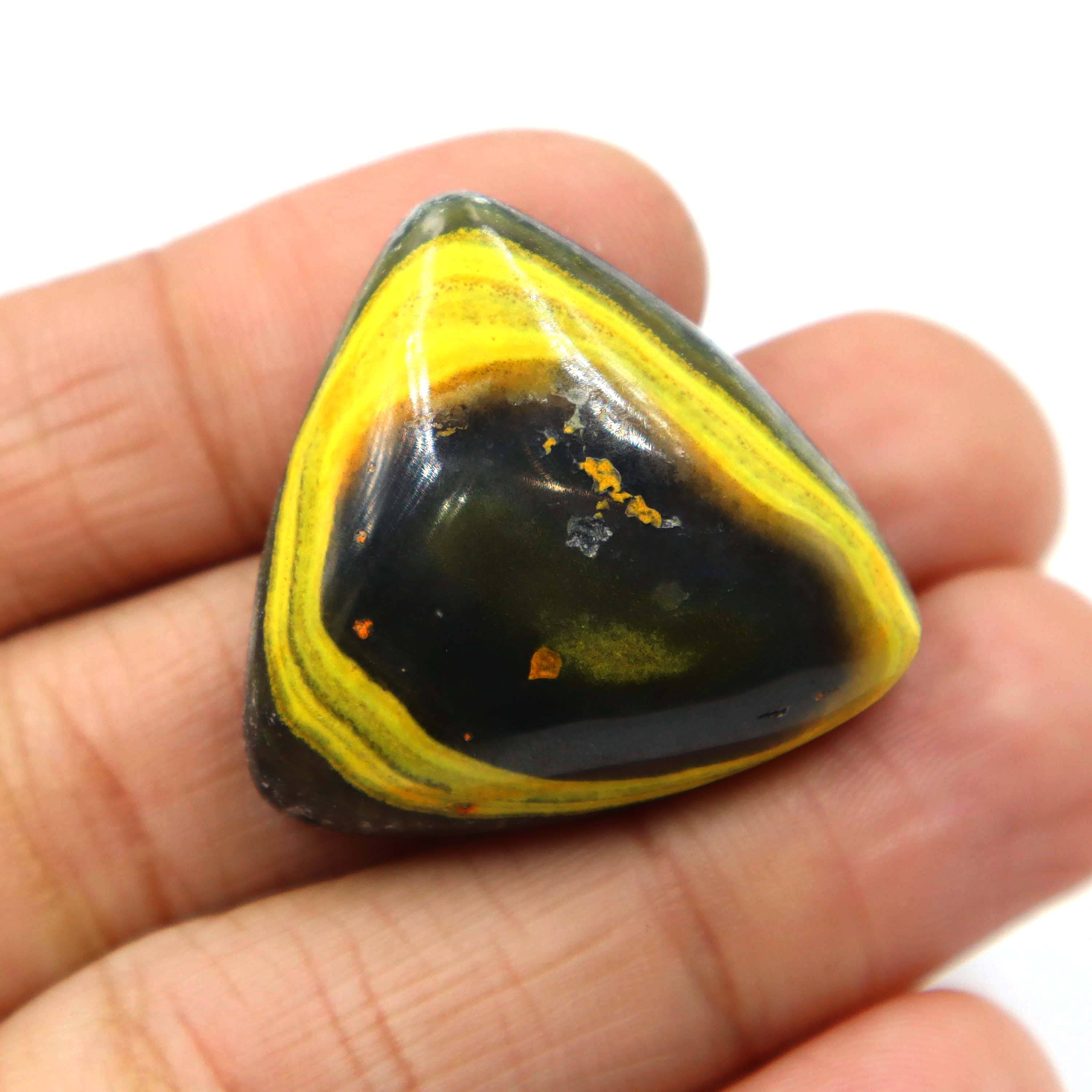 สีเหลือง