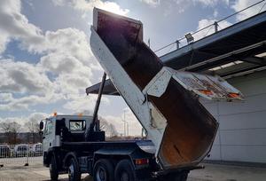 Camión Volquete DAF CF85.410 8X4 Usado, Año 2007, EURO 5, Diésel, 451-500HP, Capacidad de Carga 25-30T - Product Image 2