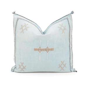 Funda de Almohada Marroquí Hecha a Mano, Funda de Cojín Tradicional Bereber, Cojín Decorativo Boho para Sofá, Almohada Decorativa de Algodón para el Hogar - Product Image 1