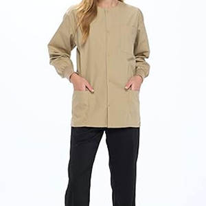 Uniforme médical OEM Veste de gommage pour femmes Infirmière Docteur Blouse de laboratoire Style Veste de gommage personnalisée pour femmes - Product Image 4