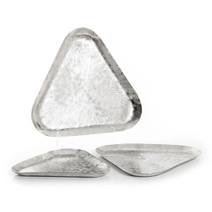 Plateau de service en aluminium de haute qualité avec construction durable et design élégant parfait pour la cuisine et la table à manger - Product Image 4