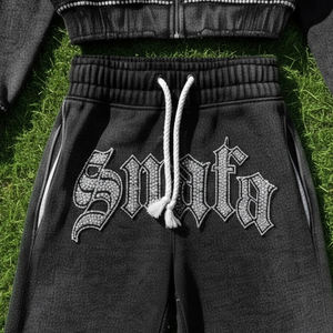 Survêtement personnalisé avec appliques de strass lourds, 100% coton French Terry, sweat à capuche zippé avec strass, survêtement Acid Wish - Product Image 5