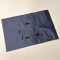 OEM & ODM Noir Poly Plastique Mailer pour Chaussettes Chaussures Courier Flyer Pouch Expédition Affranchissement Sac Emballage