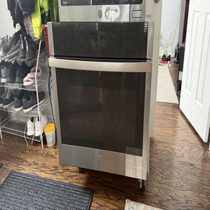 Horno Eléctrico Empotrable de Convección G-E JTS5000SNSS de Acero Inoxidable - Product Image 1