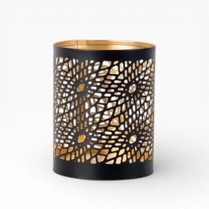 Porte-bougie rond en métal noir et or avec motif abstrait artistique pour un style d'intérieur élégant - Product Image 1