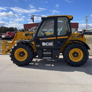 2025 nouveaux chariots télescopiques JCB 532-60 AGRI avec chargeur sur pneus à cylindre hydraulique Eaton Type de déplacement Garantie 1 an - Product Image 1