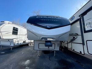 Usado 2023 Keystone Cougar 24R-D-S - Product Image 4