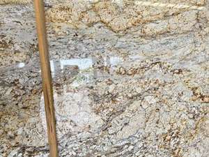 Prix <span class=keywords><strong>de</strong></span> gros Granit <span class=keywords><strong>Panama</strong></span> Gold <span class=keywords><strong>Pierre</strong></span> <span class=keywords><strong>de</strong></span> luxe Dalles <span class=keywords><strong>de</strong></span> granit pour comptoirs Revêtements <span class=keywords><strong>de</strong></span> sol - Product Image 4