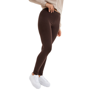 Mallas ajustadas para mujer con cintura elástica Ajuste sin costuras y tela suave para Yoga Pilates Correr y entrenamiento físico diario - Product Image 1