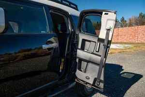 TOYOTA FJ CRUISER SUV USADO CON BAJO KILOMETRAJE - Product Image 2