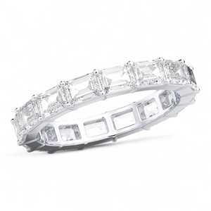 Bague de mariage éternelle en platine pour femme, sertie de moissanite taille émeraude E-F/VVS-VS de 3,20 carats - Product Image 5