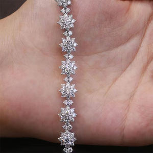 สร้อยข้อมือเทนนิสเพชรทรงกลมรูปดอกไม้สำหรับผู้หญิงสีทองสีโรสโกลด์สีเงินสีทองสีขาวทองพร้อมหินปลูกที่ได้รับการรับรองจากแล็บ - Product Image 1