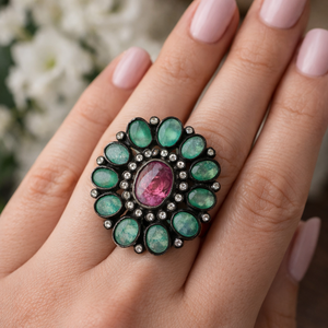 Anillos de Plata con Incrustaciones de Rubí y Esmeralda, Estilo Bohemio Clásico para Mujer, Joyería para Cócteles, Precio al por Mayor - Product Image 3