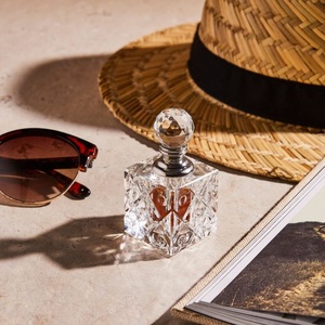 Huile Essentielle Pure de Bois d'Agarwood Oud Découvrez les Bienfaits Thérapeutiques - Product Image 6