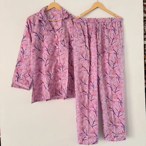 Camisón Casual Romántico de Invierno para Mujer, Talla XS, Tejido Suave y Transpirable, Cintura Elástica, Cierre de Botones, Estampado Sólido Personalizado - Product Image 3