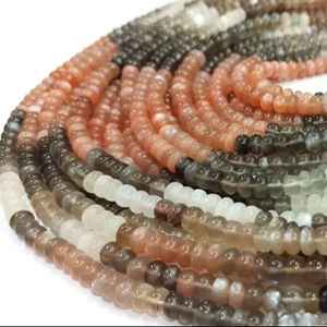 Perles de pierre de lune africaines lisses de 5 à 7mm vendues par brin de 7 pouces de long - Product Image 1