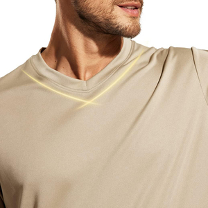 Camiseta de algodón 100% con cuello en V para hombre de estilo personalizado con precio de venta de impresión digital-Hecho en Pakistán - Product Image 5