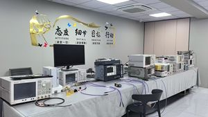 Rohde e Schwarz RTB2002 RTB2004 Osciloscópio 4 canais 300MHz em condições de trabalho - Product Image 5