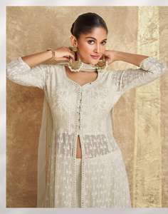 Nouveau Designer Georgette Robe À Broderie Lourde Avec Manches Longues Palazzo Séquence Travail Fantaisie Dupatta Avec Ensemble De Travail Lourd - Product Image 2