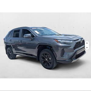 Toyota RAV_4 Hybrid SE SUV d'occasion en excellent état - Product Image 2