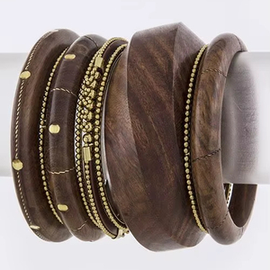 Bracelet en bois pentagramme rétro, design large et exagéré avec rivets, fait main, étanche, couleur naturelle, haute qualité, unisexe - Product Image 2