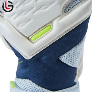 Customize Goalkeeper Gloves <b>Top</b> Quality German <b>Latex</b> Goalkeeper Gloves Customize Logo Design Unisex Goalkeeper Gloves - Product Image 5