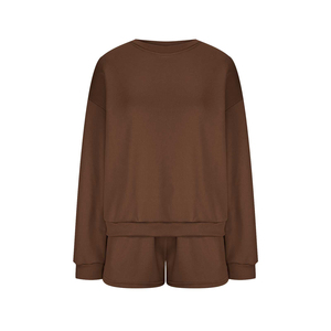 Conjunto de 2 piezas de ropa de descanso recortada deportiva informal, Sudadera de cuello redondo y pantalón corto con ropa deportiva corta de color sólido para el verano - Product Image 2