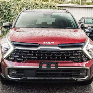 CLEAN 2024 K en una Sportage HEV GT-Line Auto FWD Volante a la derecha - Product Image 1