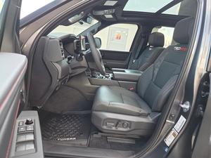 Nouveau TOYOTA TUNDRA TRD PRO 5 places Transmission automatique Couleur Gris SUV 321KW - 436HP - Product Image 3
