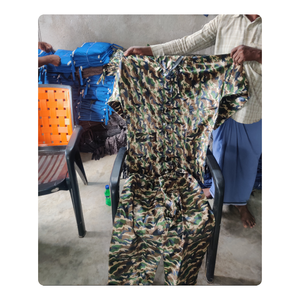 La lluvia de guardia de seguridad de PVC reutilizable más vendida para Poncho Chubasquero reflectante impermeable desechable para exteriores para acampar - Product Image 6