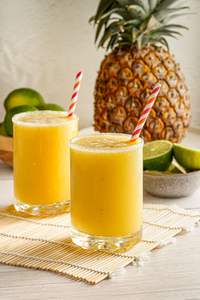 JUGO PIÑA PURO CONGELADO BASADO EN PLANTAS - Product Image 2
