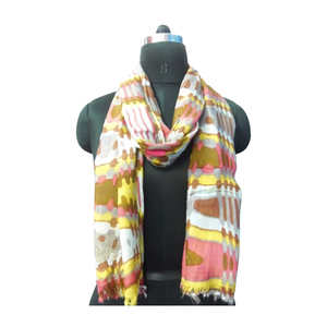 Bufandas con estampado de viscosa de calidad superior más vendidas Diseño cuadrado elegante para adultos para la temporada de invierno Disponible EN LA India - Product Image 3