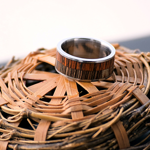 แหวนแต่งงานเหล็กดามัสกัสทำด้วยมือ/แหวนหมั้นสำหรับผู้ชายทำด้วยมือทำจากสเตนเลสงานไม้ - Product Image 4