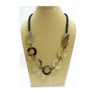 Hecho a mano artesanal respetuoso con el medio ambiente diamante pulido cuerno collar Vintage directo al por mayor India cordón ajustable artesanías naturales - Product Image 5