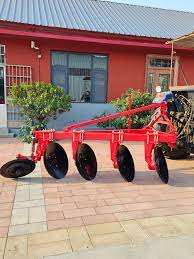 Matériel agricole d'occasion, charrue à disques, herse à disques Agricola, 4 rangs, haute productivité avec distributeur de semences et pulvérisateur - Product Image 2