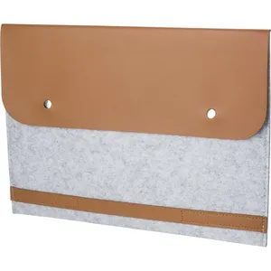 Bolso Tote para Portátil Jonathan Felt, Fabricado con RPET Sostenible, Ecológico, para Transportar Dispositivos Electrónicos - Product Image 1