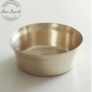 Cuenco de latón grande hecho a mano, calidad de lujo, con acabado dorado cepillado, usado para cocinar y mezclar - Product Image 1