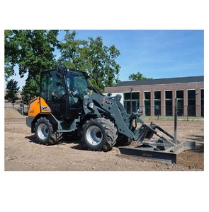 Choice Giant G3500 doté d'un moteur de 66 CV, d'un poids en vide de 3800 kg et de gros pneus haute traction pour travaux lourds. - Product Image 2