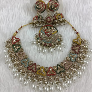 Charmant Style Classique AD Mode Collier Boucles D'oreilles Ensemble Festivals De Mariage Bijoux pour Femmes En Laiton - Product Image 1