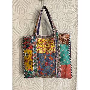 Bolsa de Mano de Algodón Acolchada con Estampado Floral, Hecha a Mano, Ligera y Lavable, Ideal para Publicidad - Product Image 2