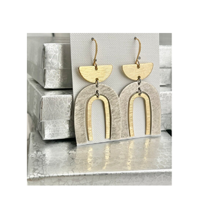 2025 última joyería de latón chapada en oro joyería en relieve pendientes de textura de martillo pendientes pequeños geométricos indios de alambre de moda - Product Image 5